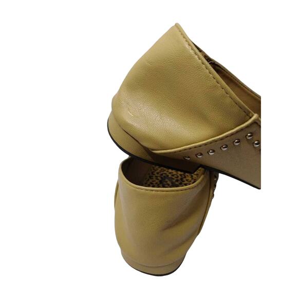 Seven7 Womens Francesca Loafer Flat Shoes Beige Slip On Cushioned Studded 10 - Picture 3 of 9